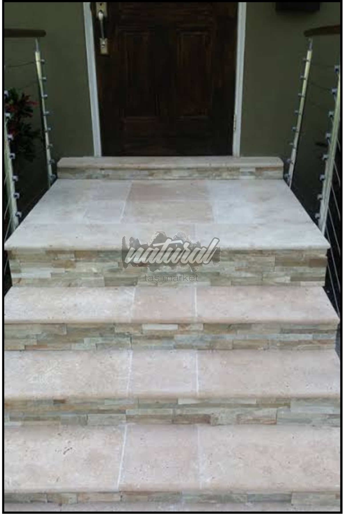 Traverten%20Havuz%20Kenarı%20&%20Basamak%203x33x61